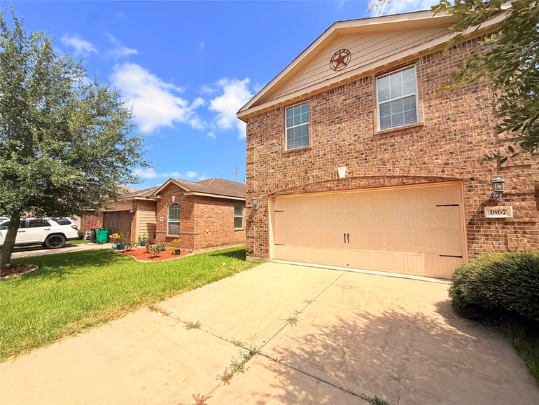 Photo 2 of 1867 Garnet Breeze Drive, Rosharon, TX