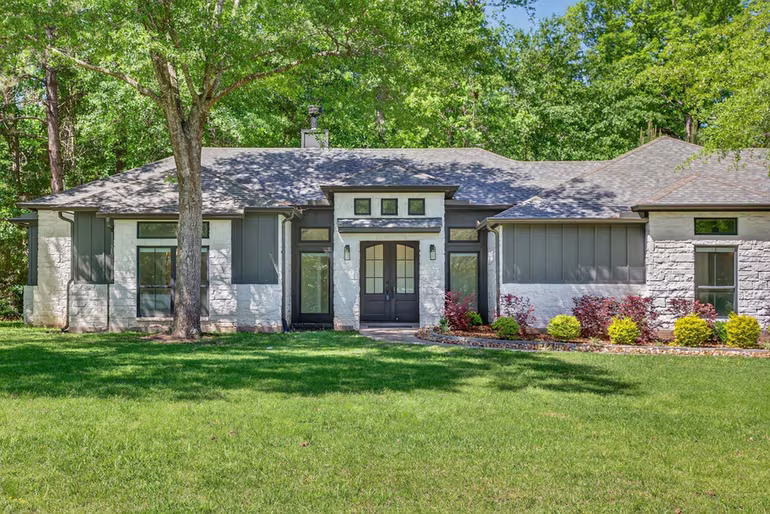 Photo 3 of 1506 Chevelle Court, Willis, TX