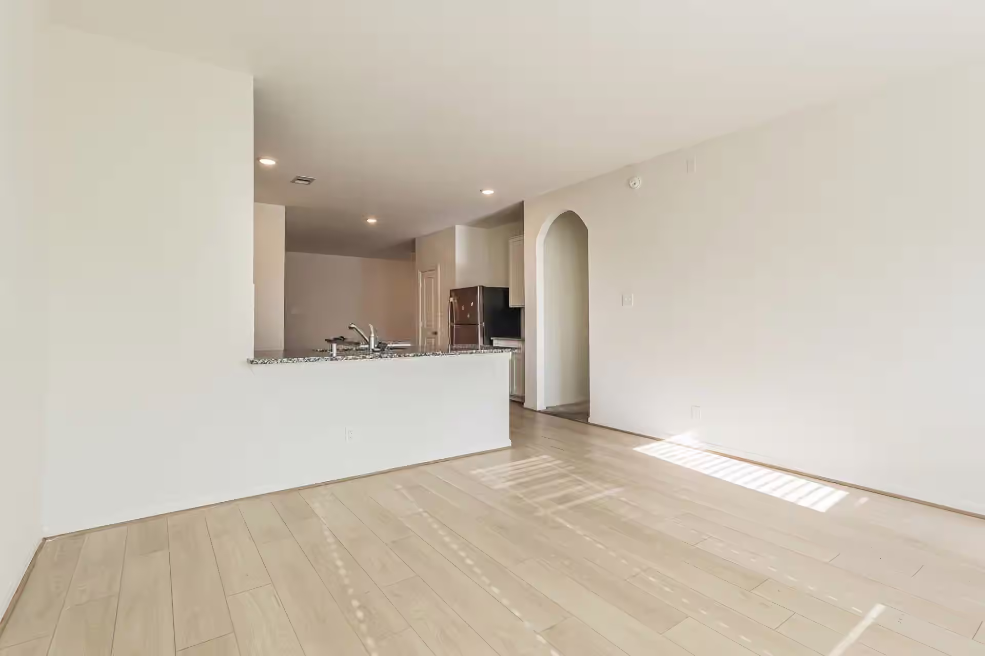 Photo 6 of 14846 Darbydale Drive, Houston, TX