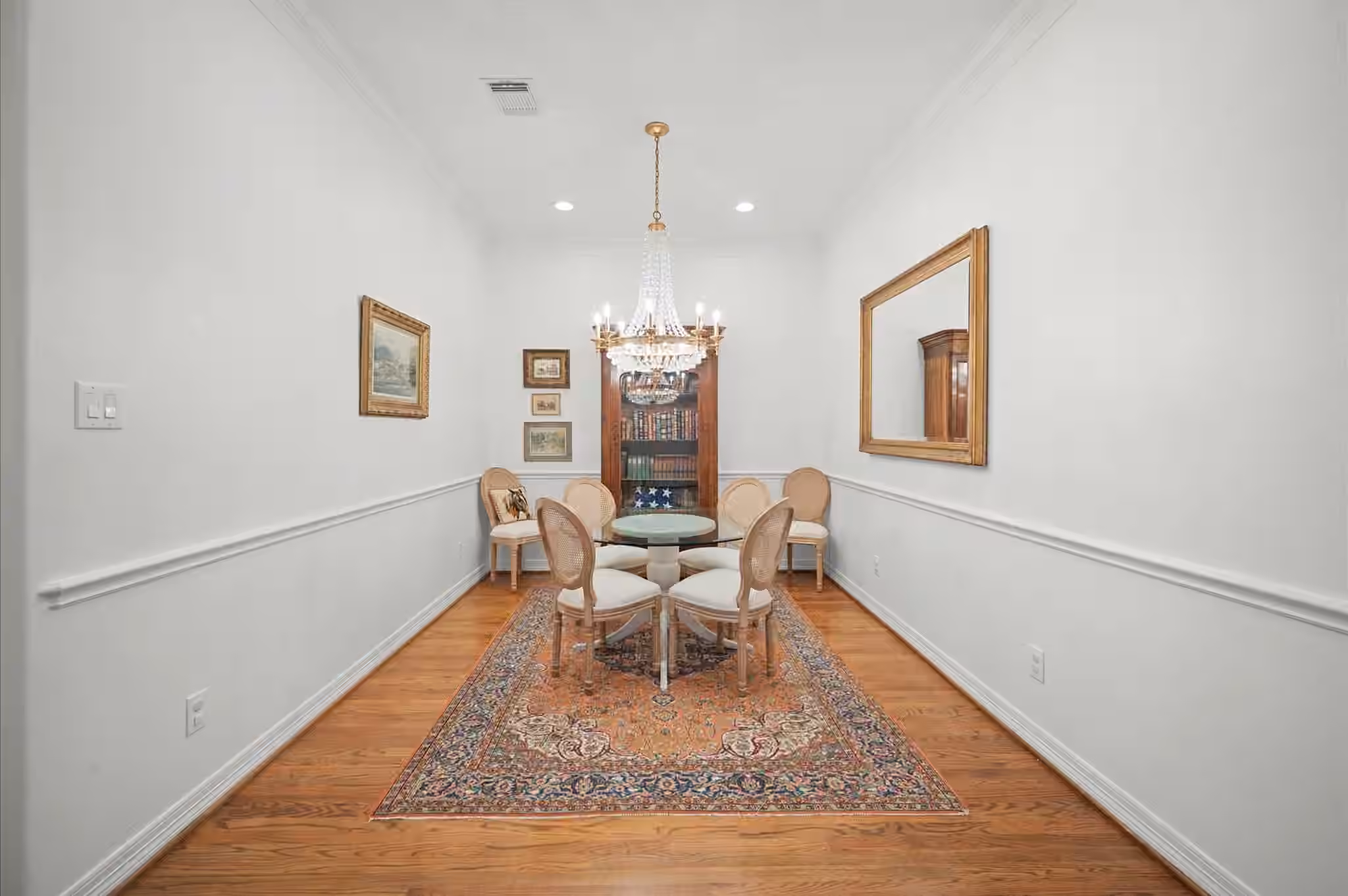 Photo 6 of 1507 Shady Villa Fern, Houston, TX