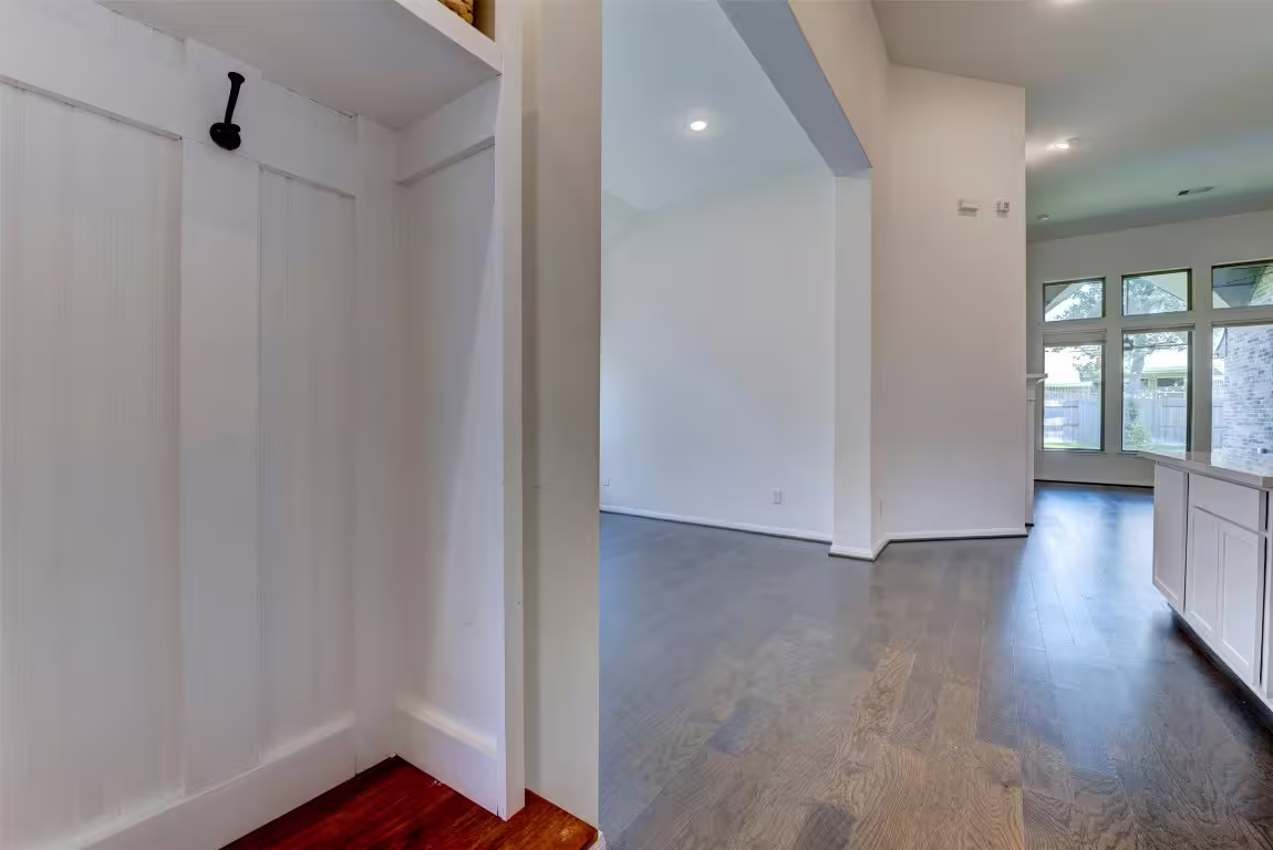 Photo 5 of 32311 Noble Creek Drive, Conroe, TX