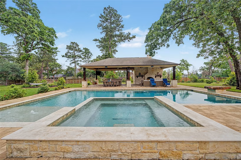 Photo 3 of 4423 Silver Jade Drive, Spring, TX