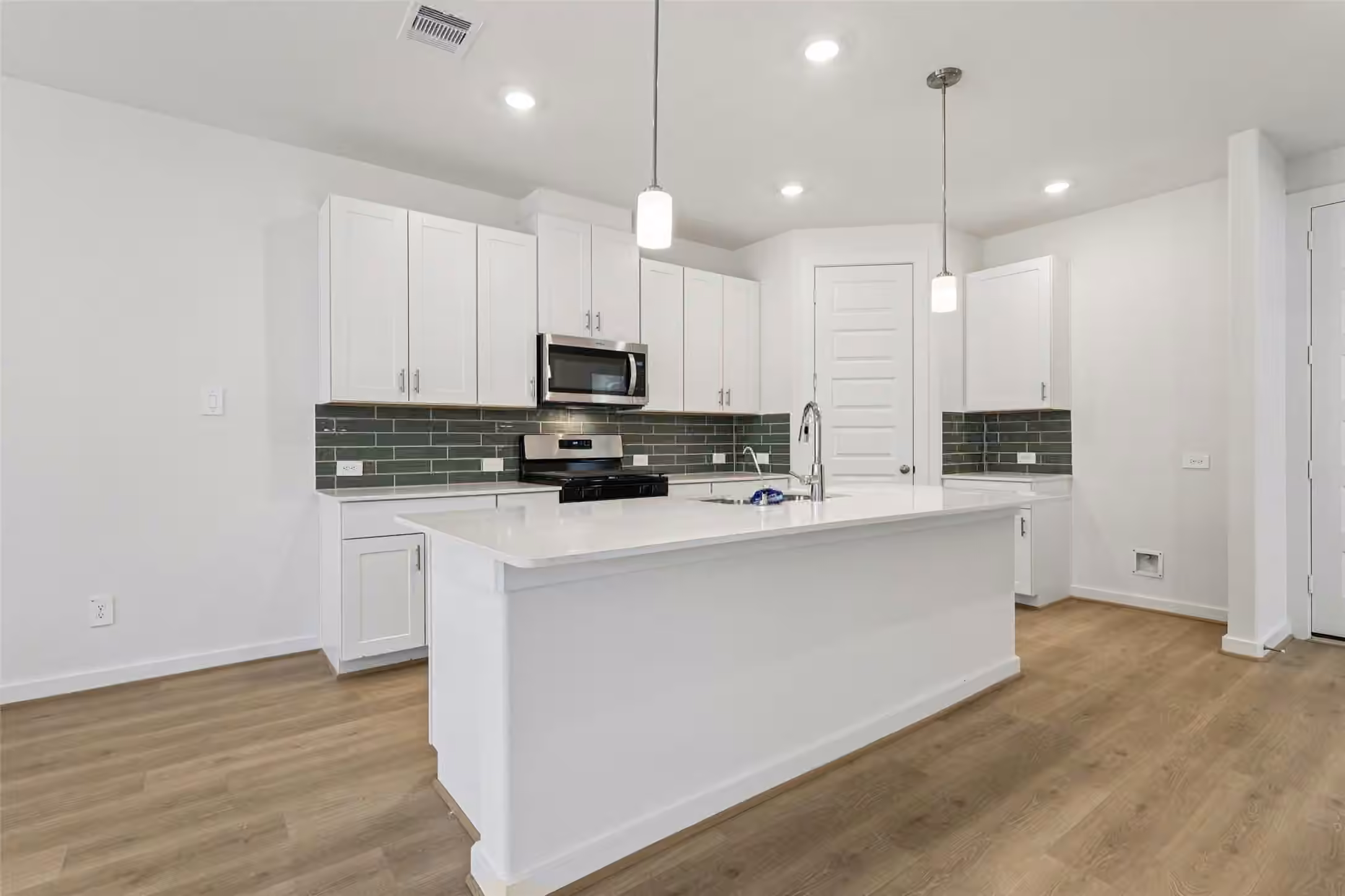 Photo of 2156 Blue Heron Drive, Kemah, TX