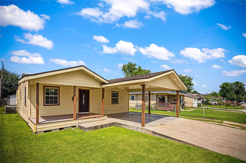 Photo 2 of 10221 Flaxman St Street, Houston, TX