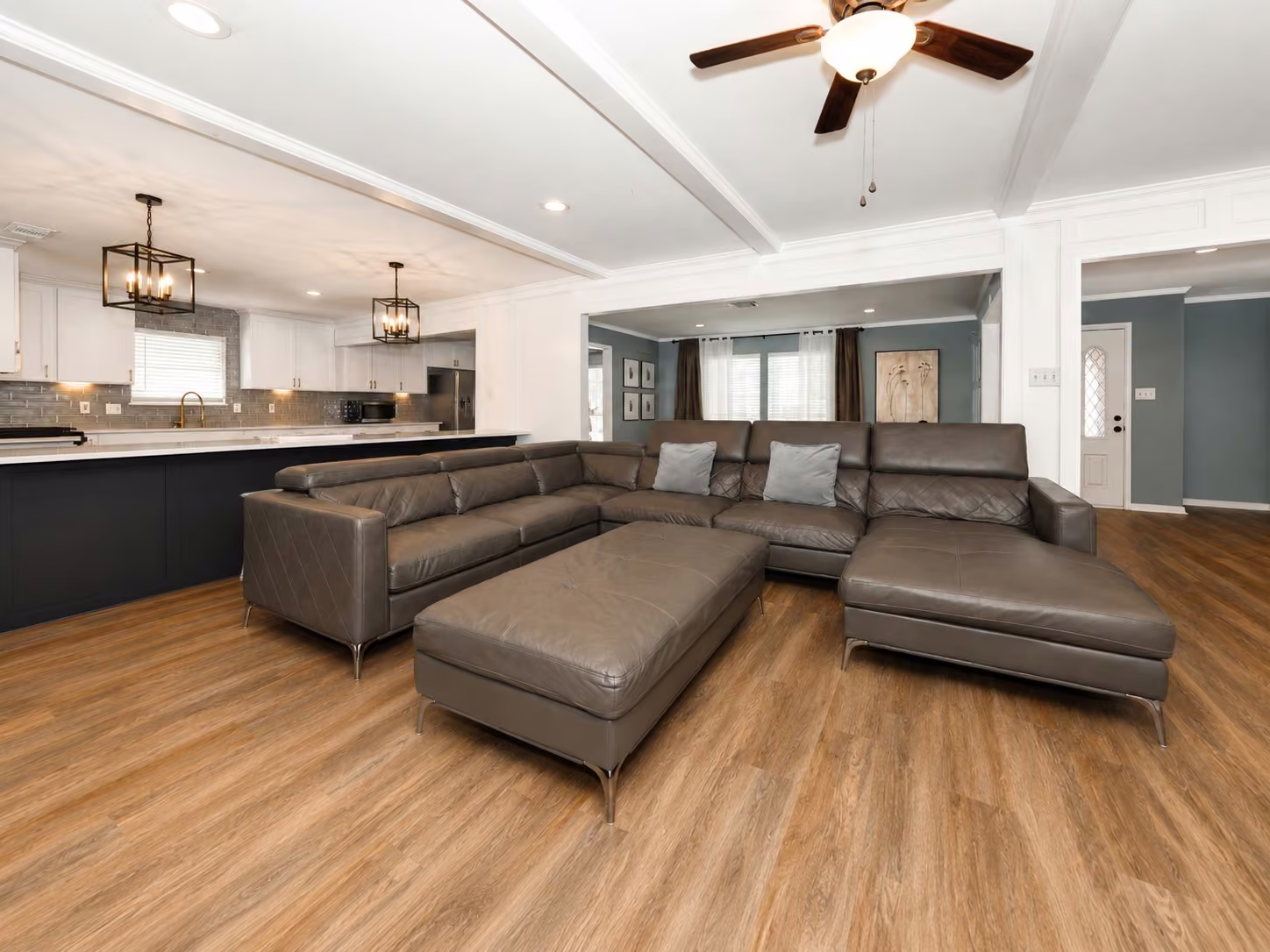 Photo 6 of 11711 Gardenglen Drive, Houston, TX