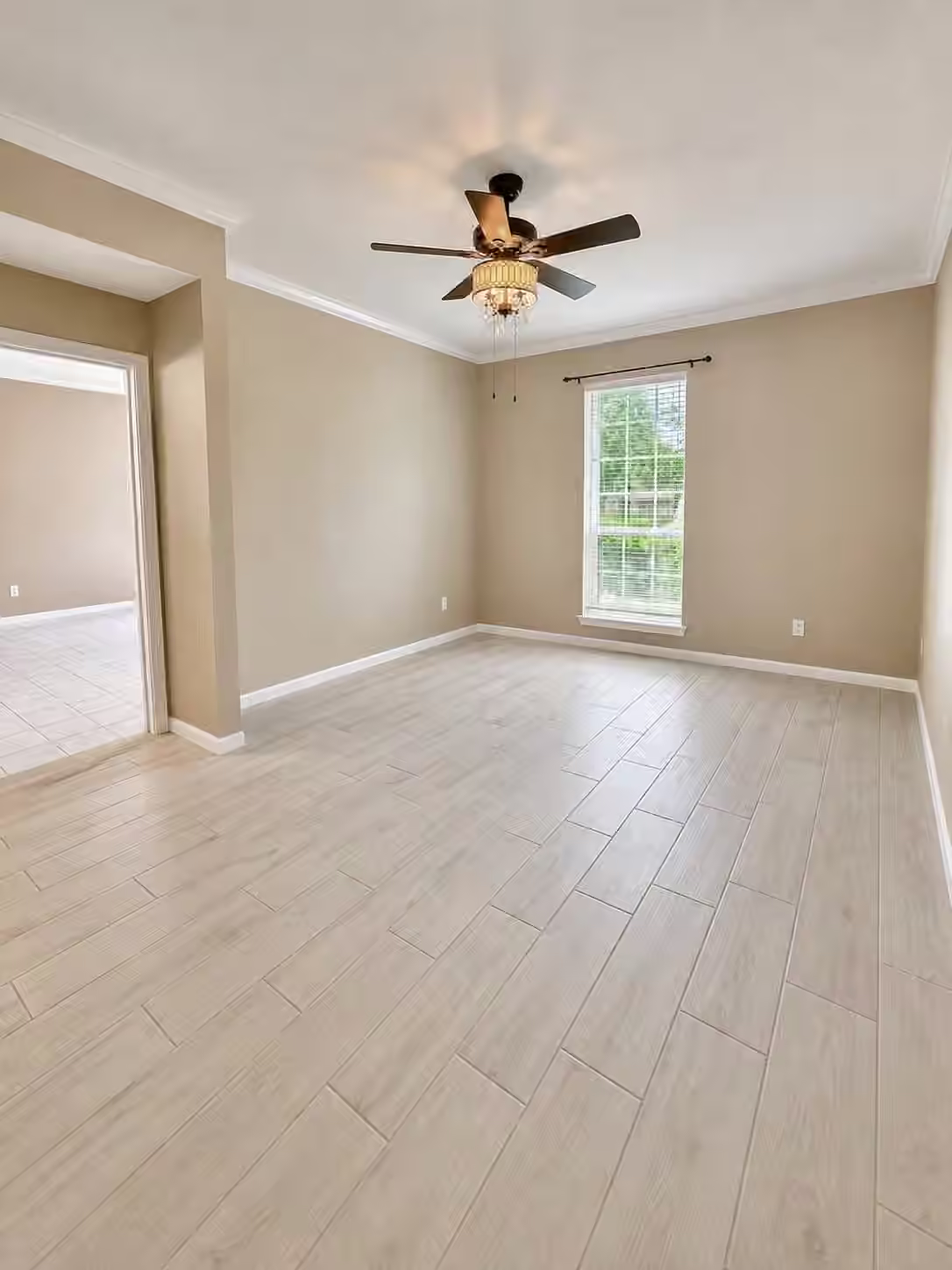 Photo 5 of 2400 N Braeswood Boulevard 107, Houston, TX