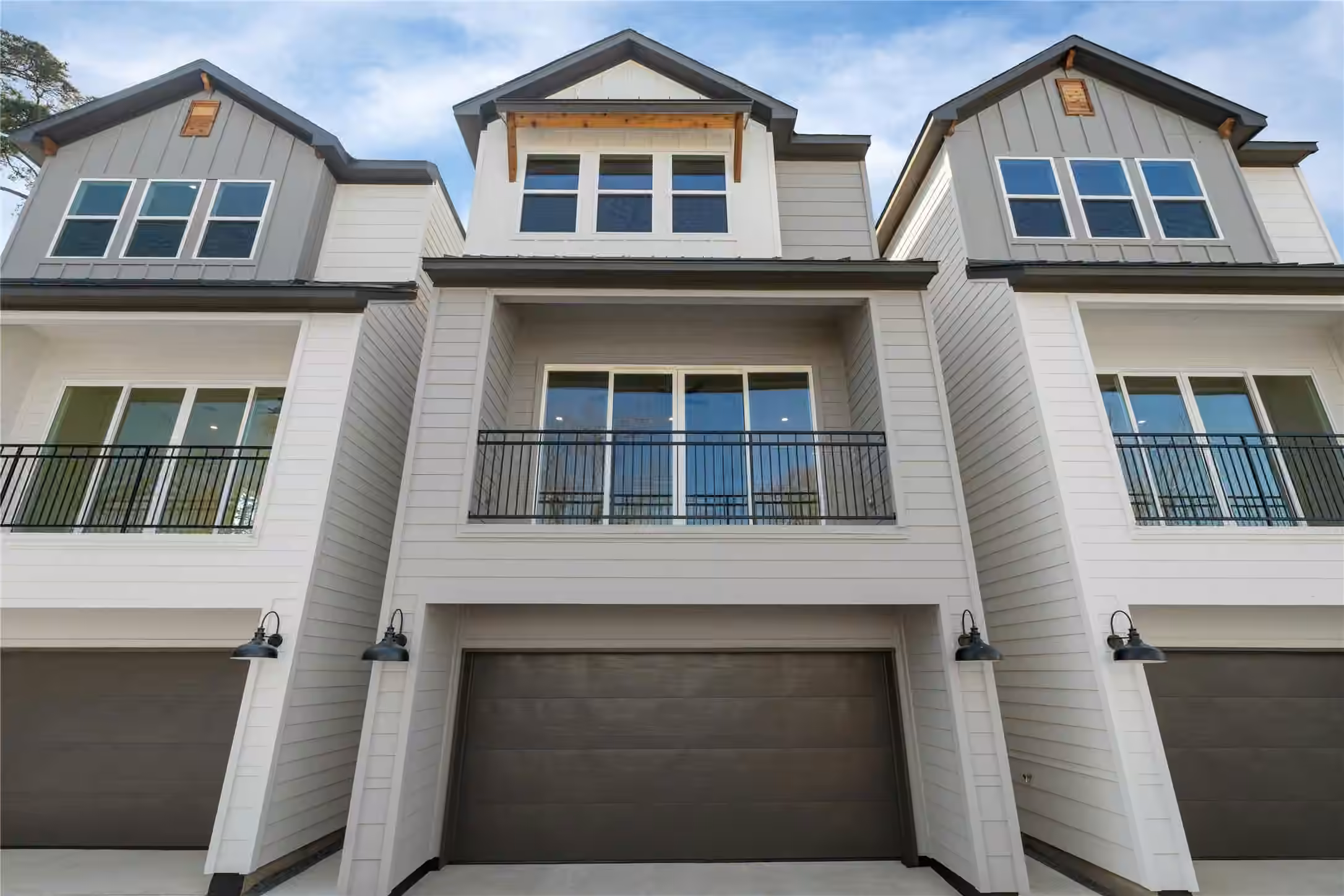 Photo 2 of 826 Curtin Street D, Houston, TX