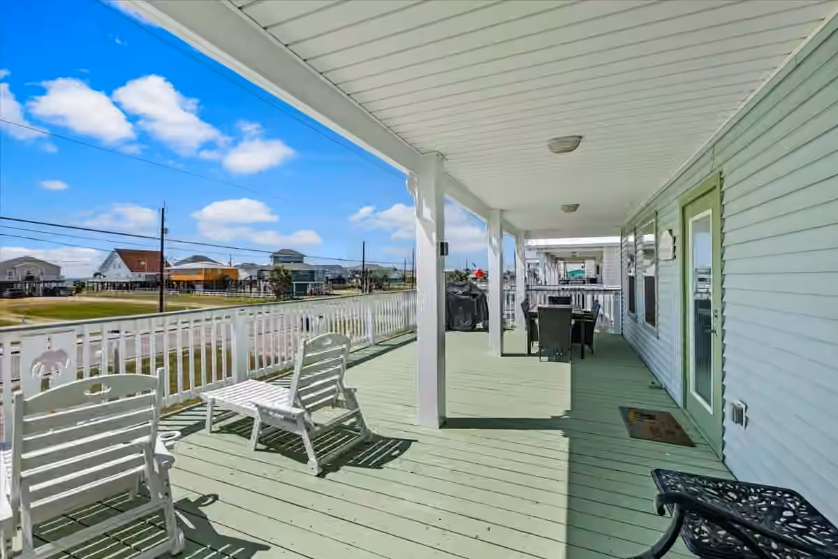 Photo 5 of 2927 Blue Water Highway, Surfside Beach, TX