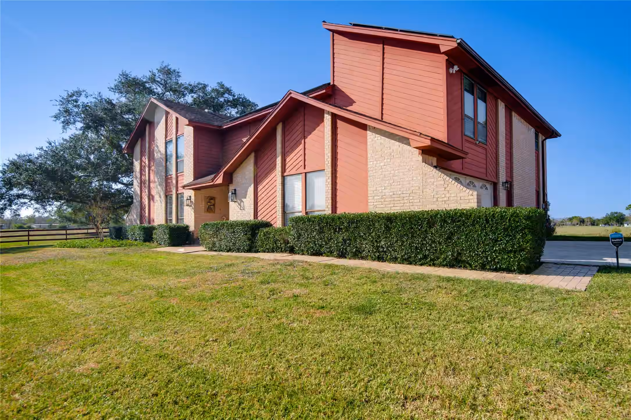 Photo of 3600 West South, Alvin, TX 77511