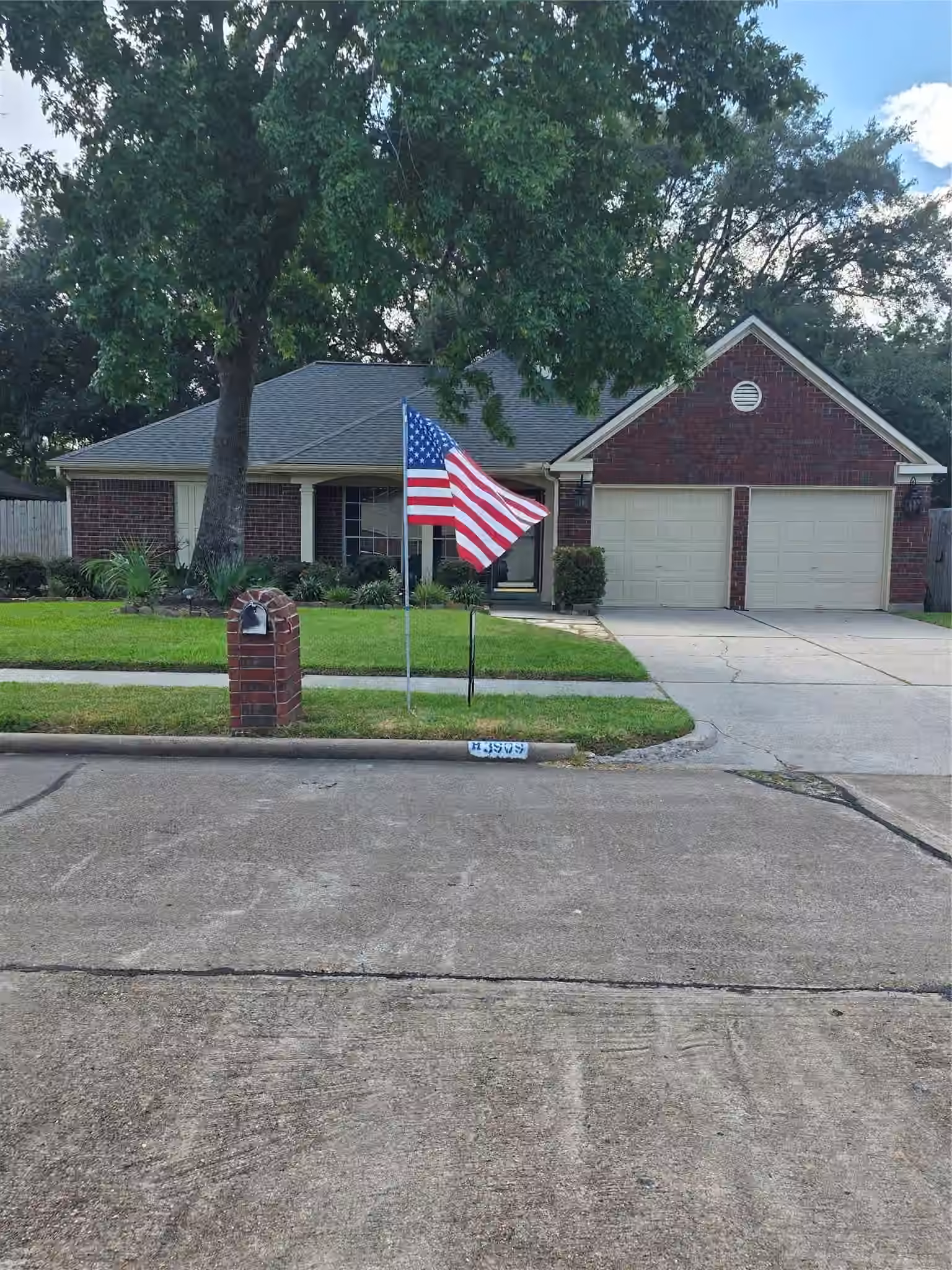 Photo of 3909 Regency Drive, Deer Park, TX