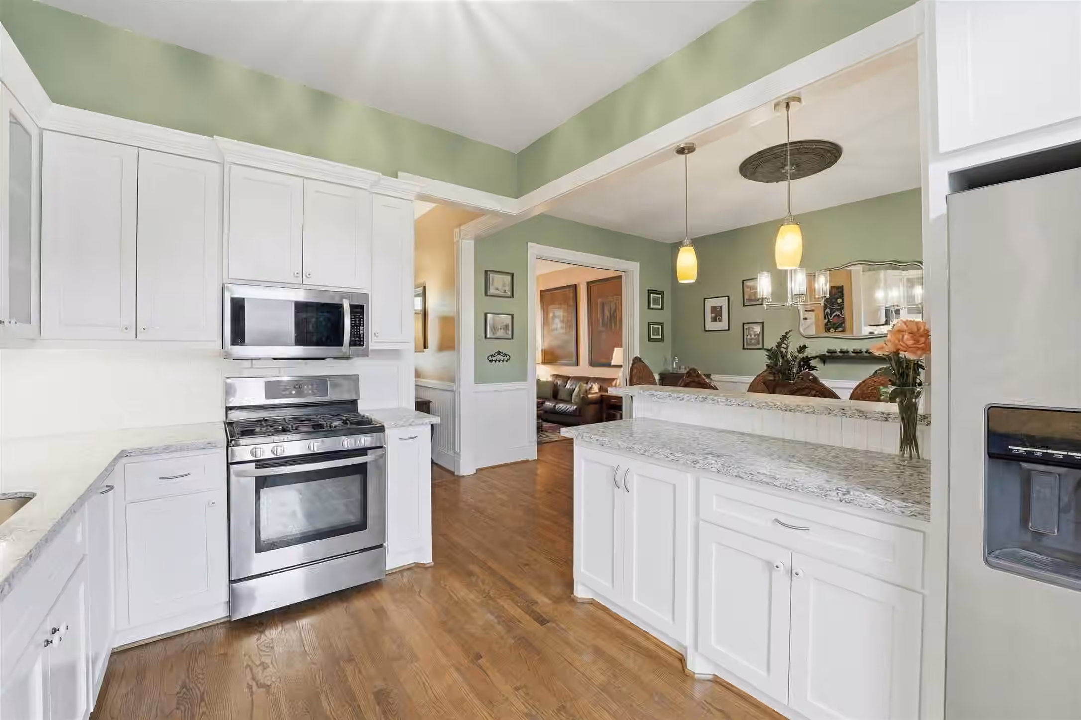 Photo 6 of 2523 Avenue M, Galveston, TX