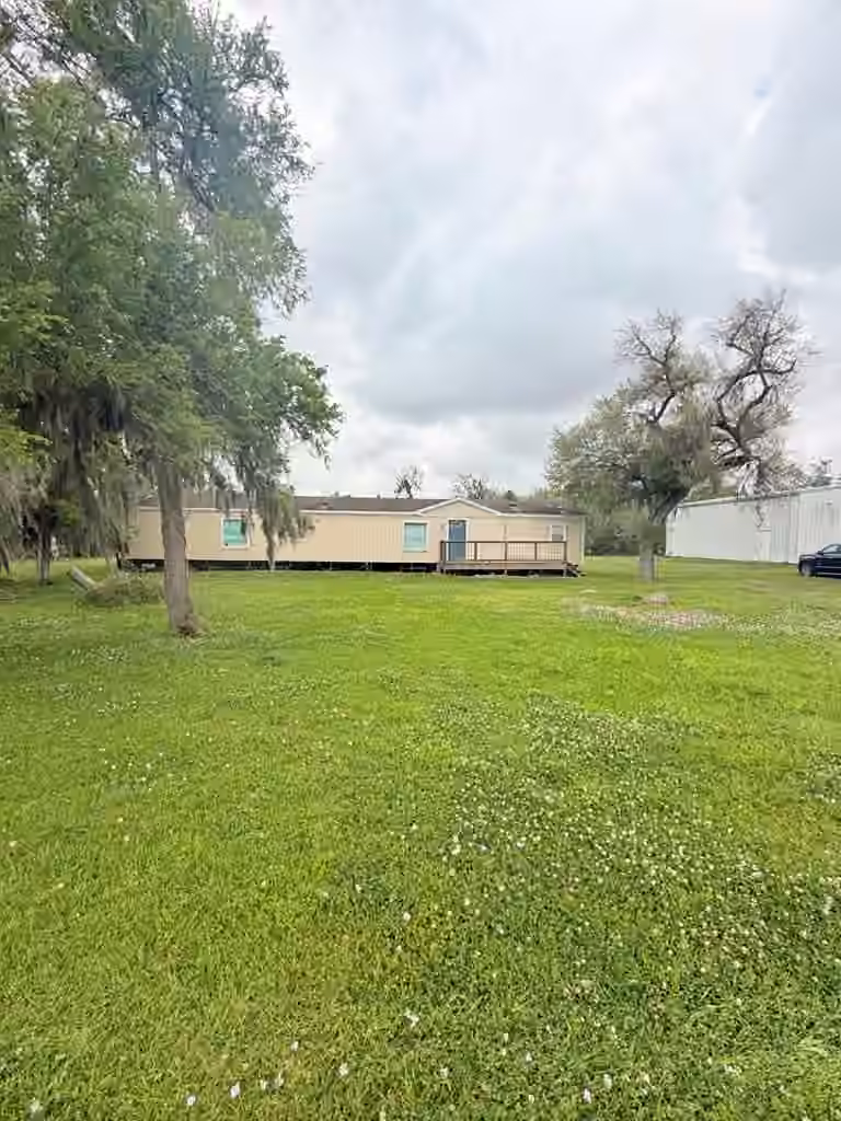 Photo 6 of 2744 County Road 415c, Brazoria, TX