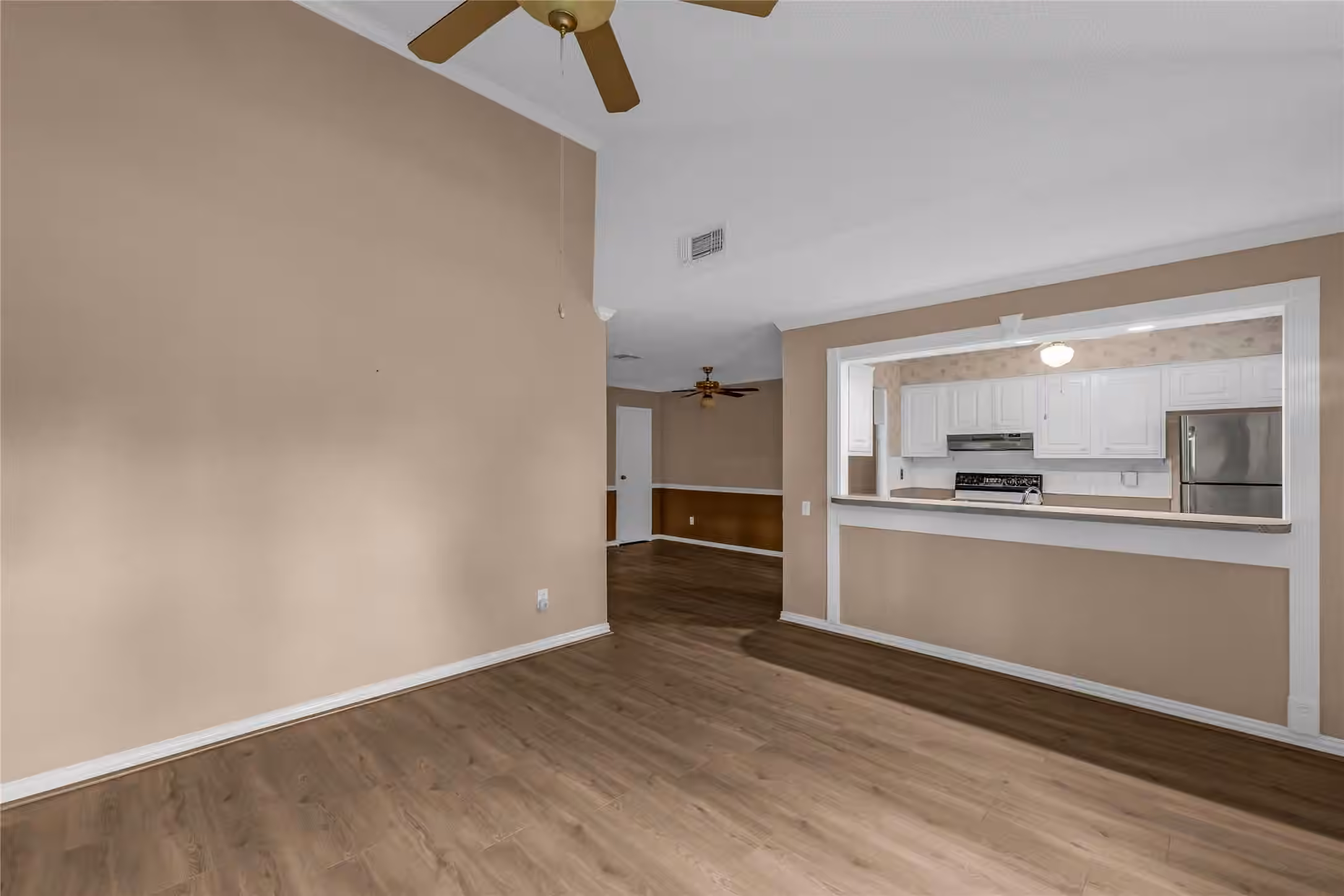 Photo 4 of 2453 Briarwest Boulevard, Houston, TX