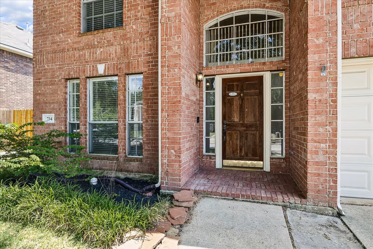 Photo 6 of 734 W Clady Drive, Spring, TX