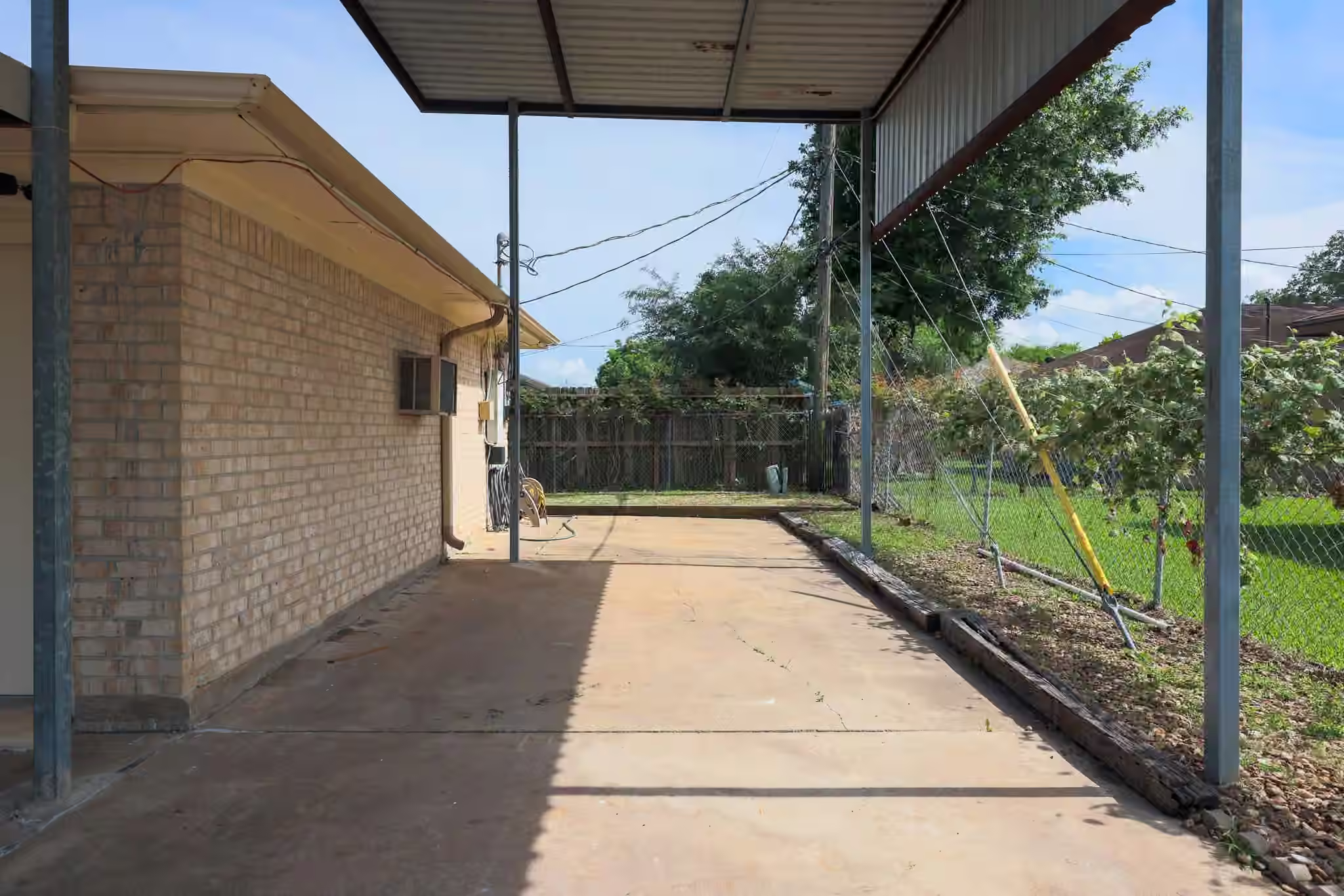 Photo 5 of 4702 Geraldine Street, Seabrook, TX
