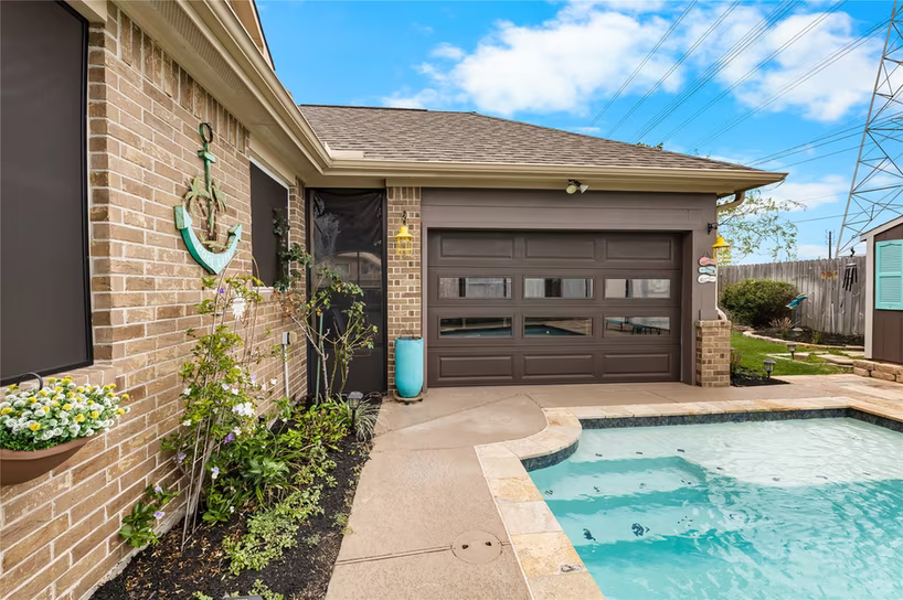 Photo 4 of 3317 Oak Dale Way, Seabrook, TX