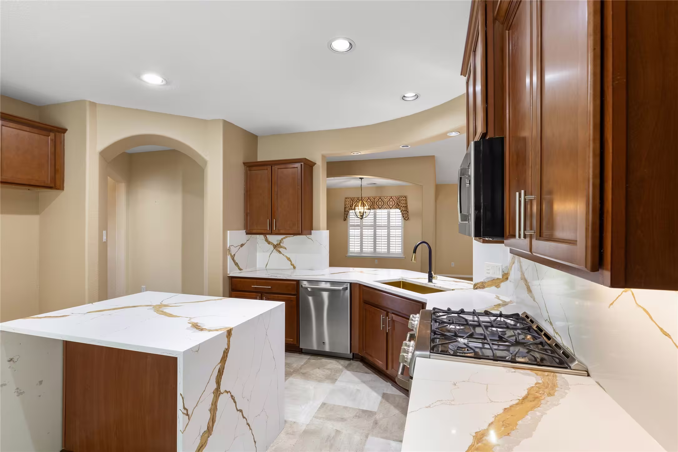 Photo 6 of 3317 Oak Dale Way, Seabrook, TX