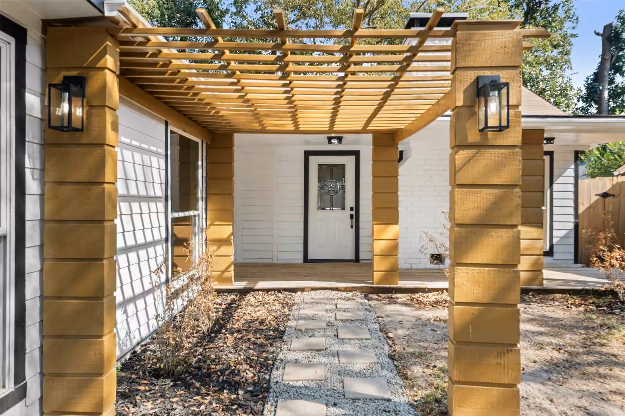 Photo 5 of 238 Point Clear Drive, Conroe, TX