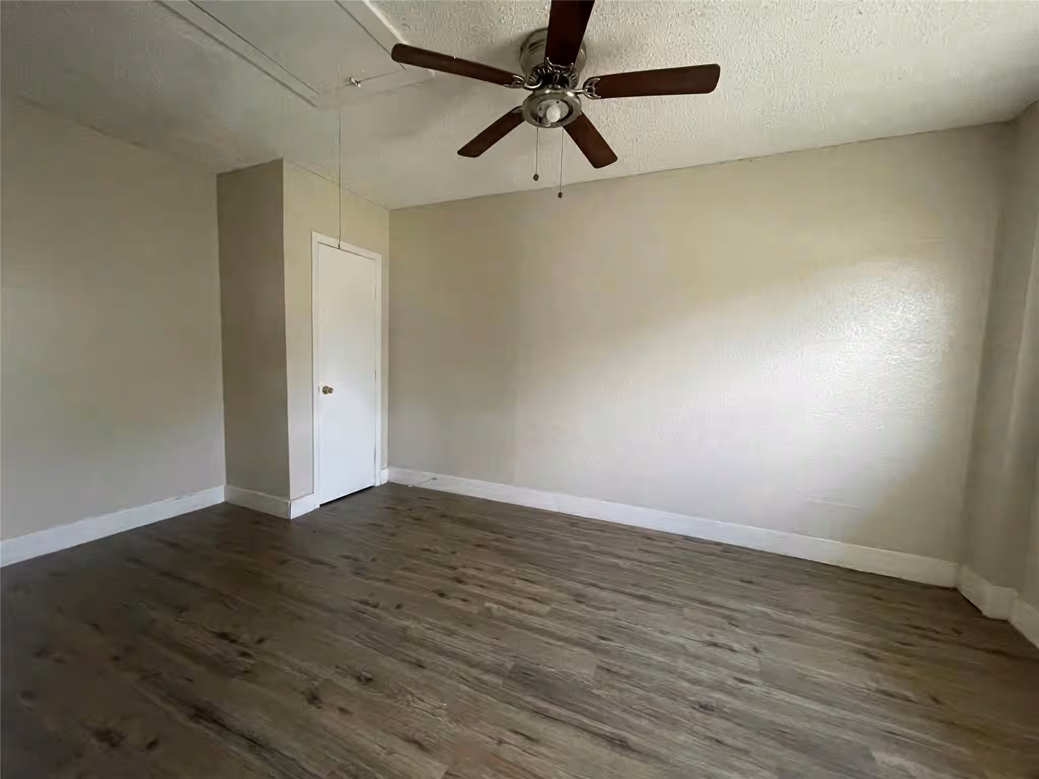 Photo 7 of 5250 Dumore Drive, Houston, TX