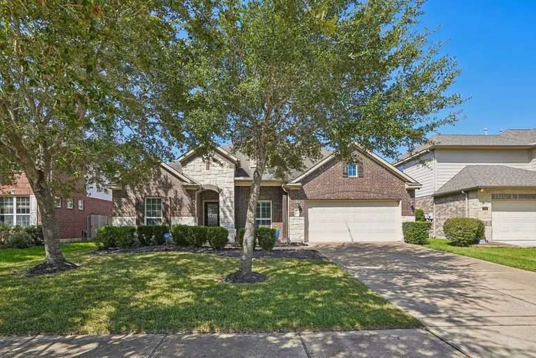 Photo of 8002 Riverine Terrace Drive, Richmond, TX 77406
