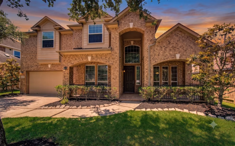 Photo 2 of 6105 Moody Pines Court, Kingwood, TX
