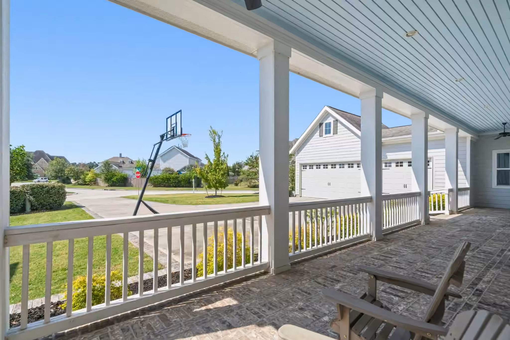 Photo 3 of 2303 Bottlebrush Lane, Conroe, TX