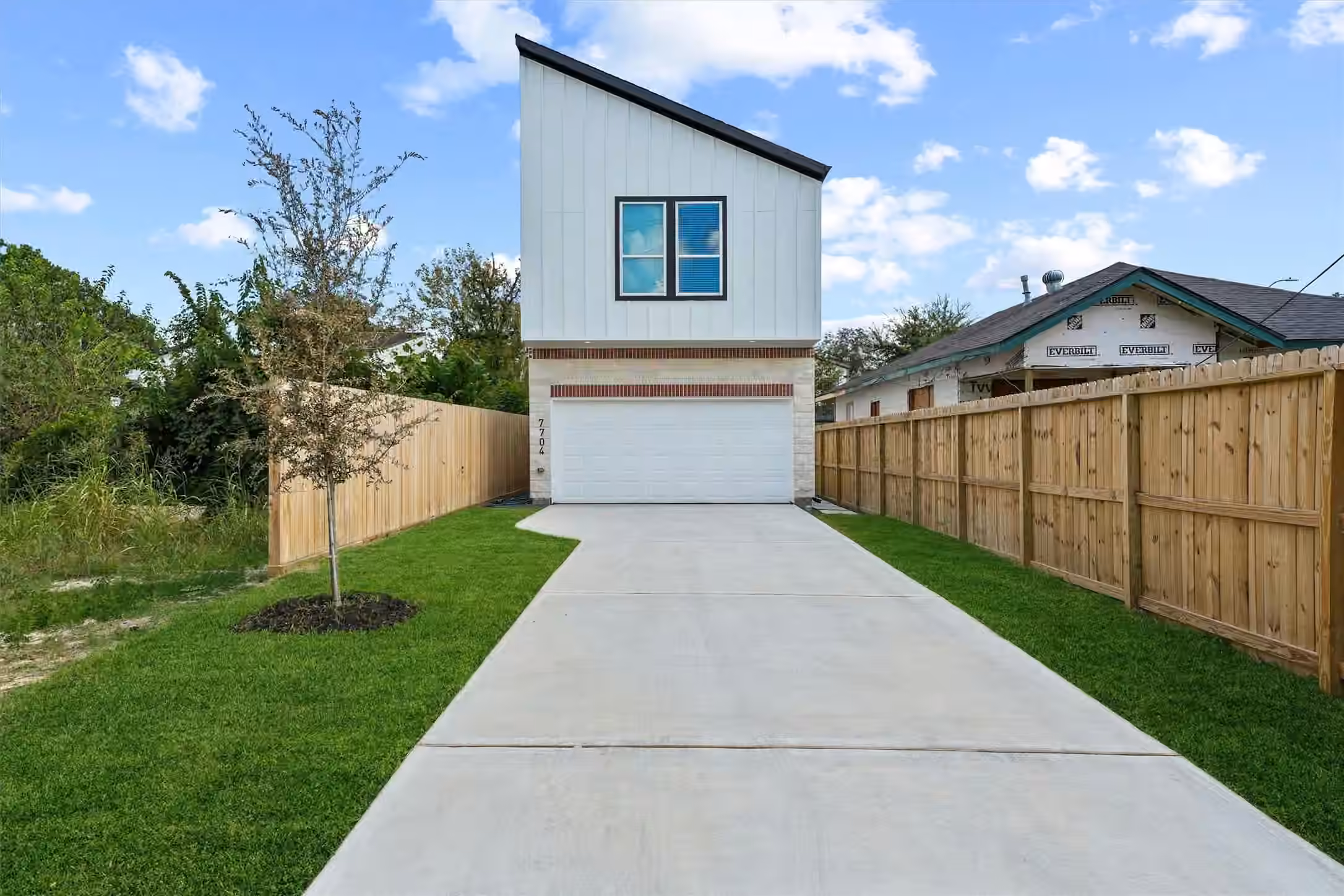 Photo of 7704 Sealey Street, Houston, TX