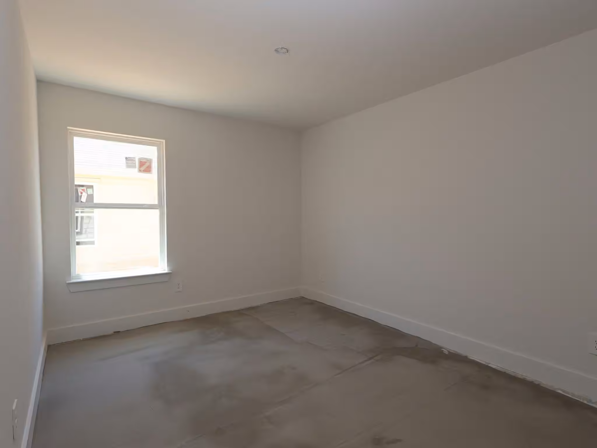 Photo 5 of 10591 Annex Avenue, Montgomery, TX