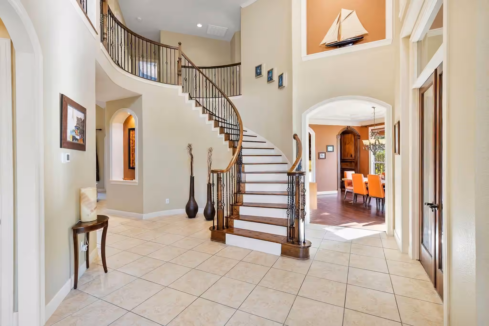 Photo 6 of 6014 Shady Alcove Court, Kingwood, TX
