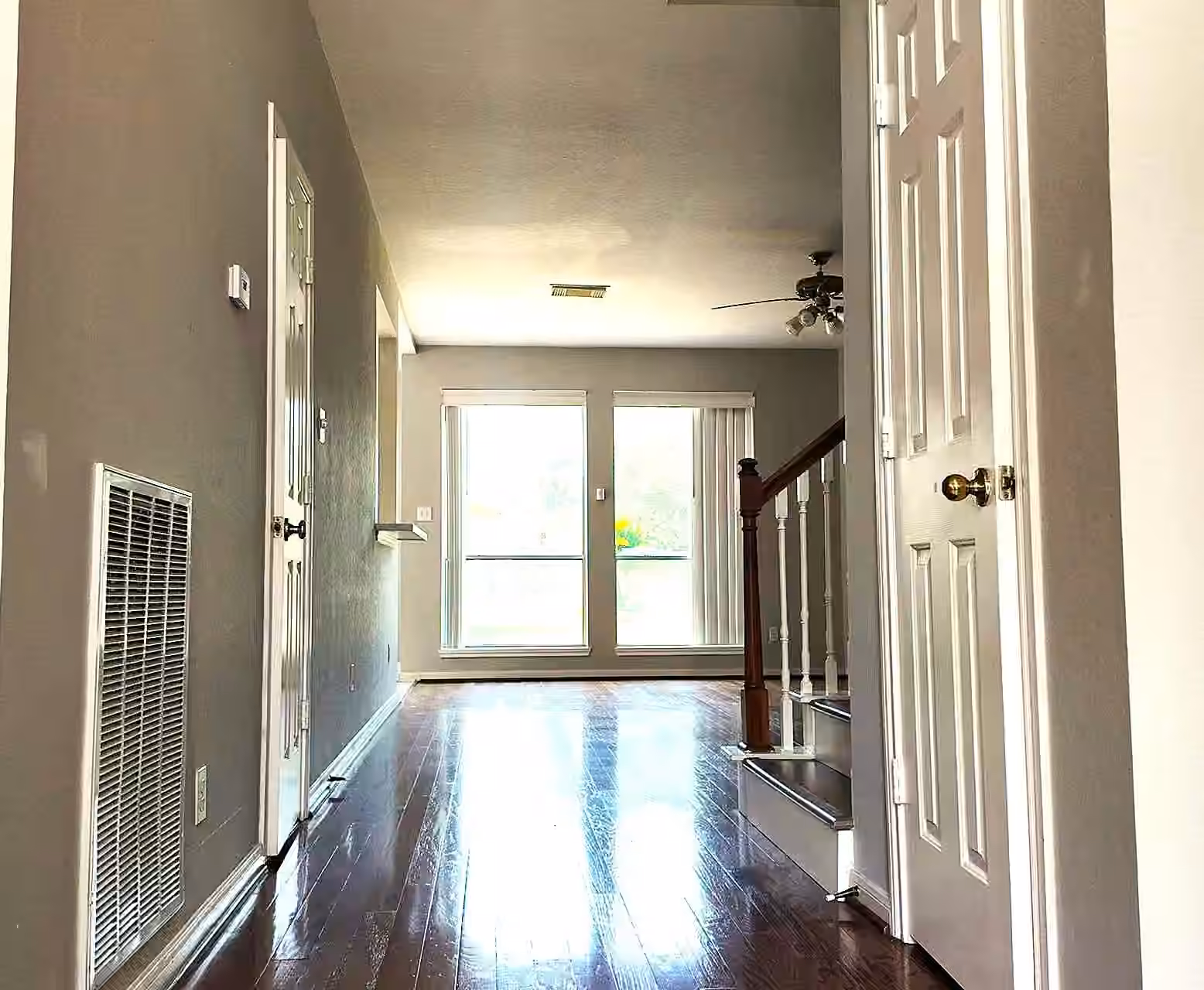 Photo 5 of 2438 Weatherford Drive, Pearland, TX