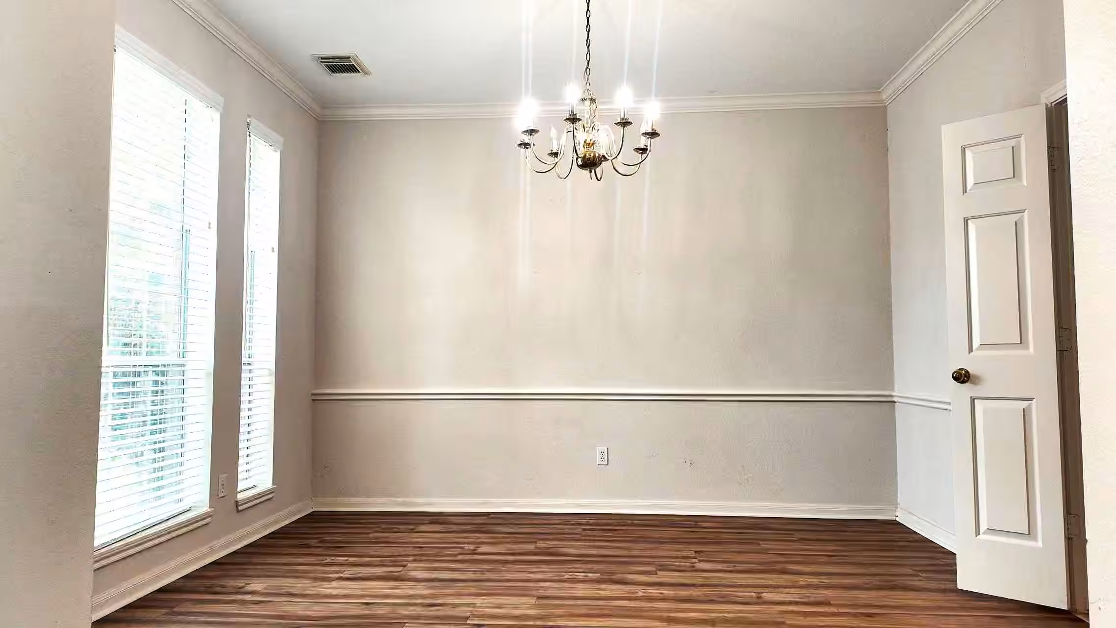 Photo 6 of 2438 Weatherford Drive, Pearland, TX