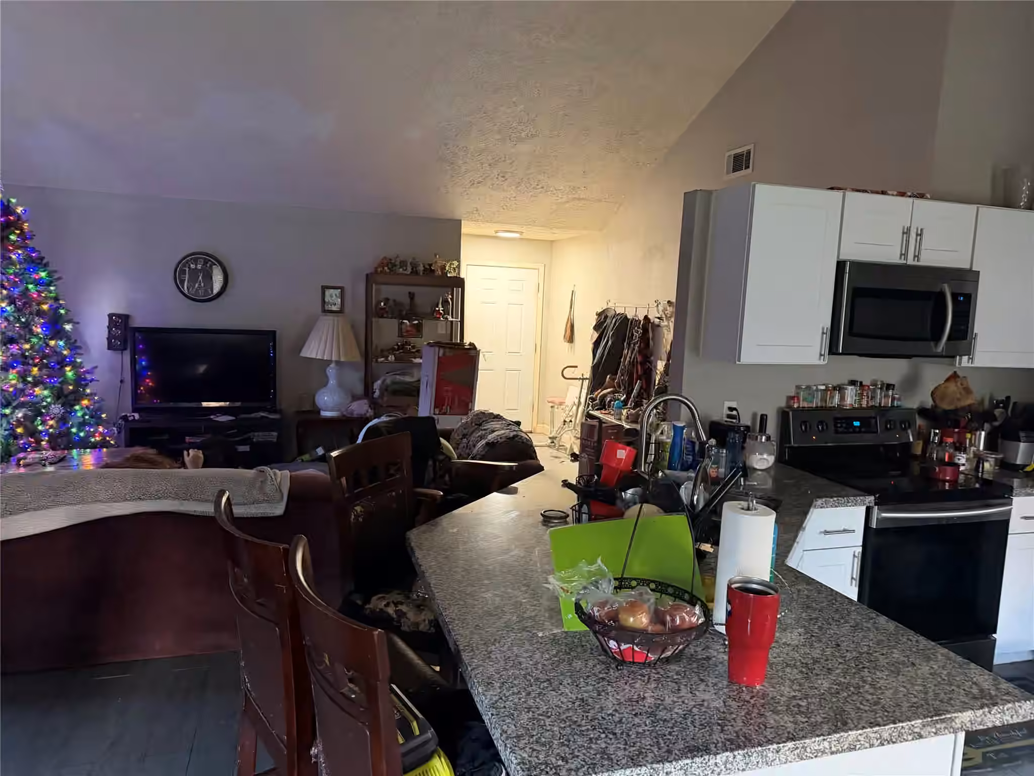 Photo 3 of 4714 Rivertree Lane, Spring, TX