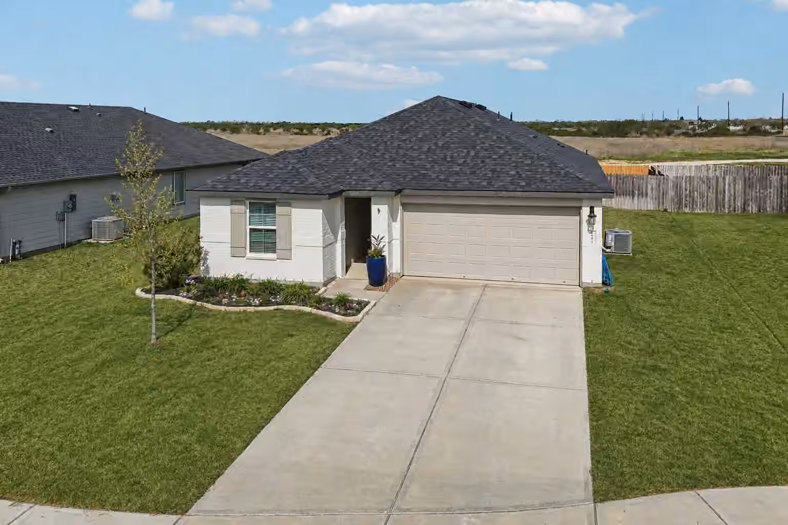 Photo 3 of 1279 Thornbird Trail, Sealy, TX