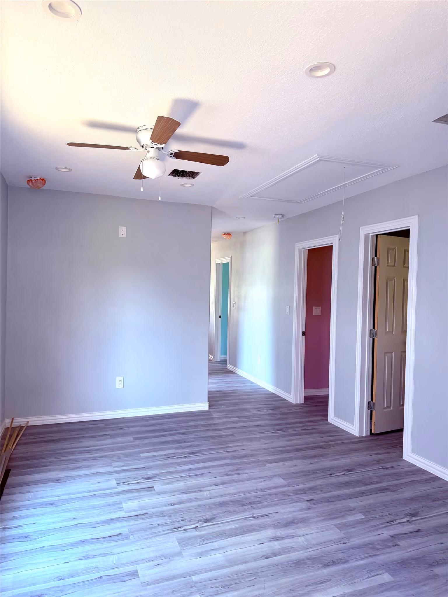 Photo 4 of 6310 Kashmere Street, Houston, TX