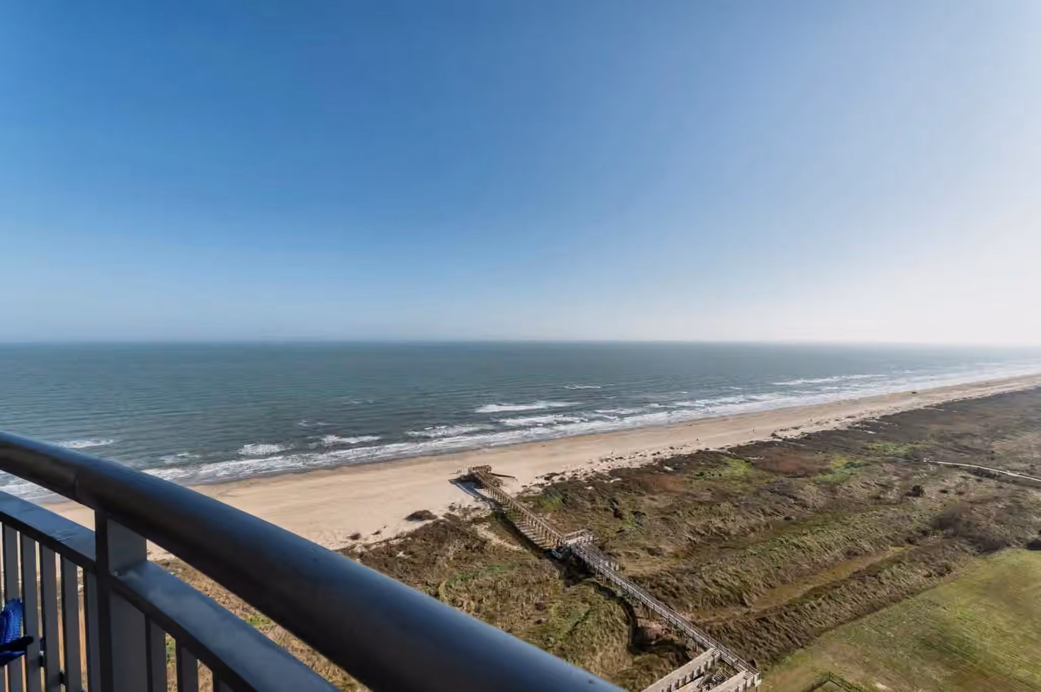 Photo 4 of 801 E Beach Drive BC1910, Galveston, TX