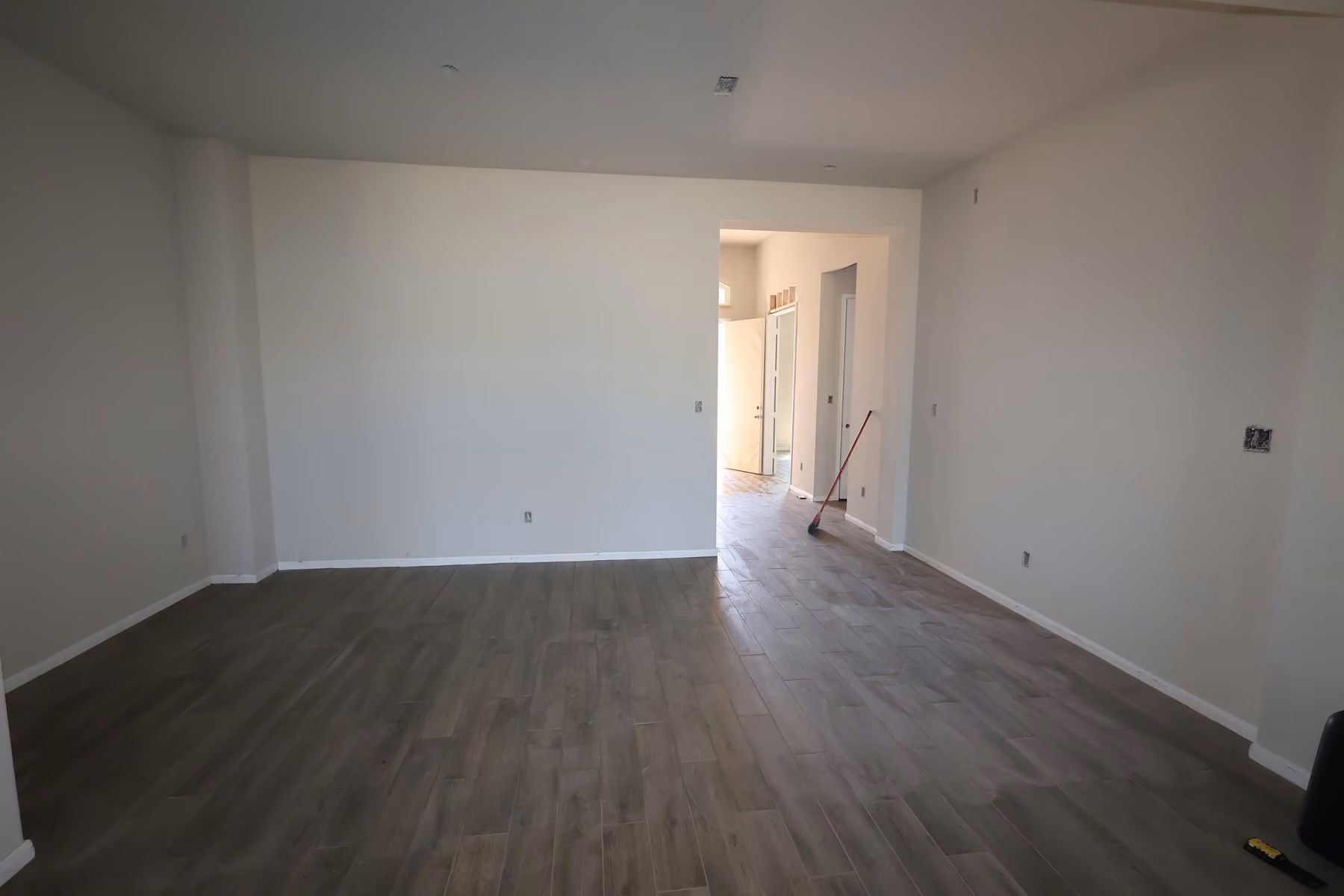 Photo 4 of 6907 Allens Landing, Needville, TX