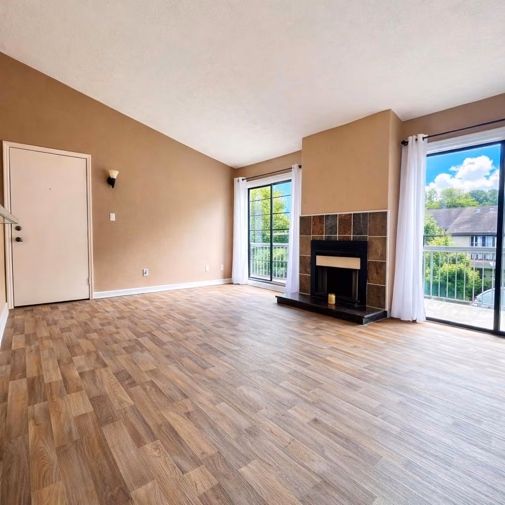 Photo 4 of 9707 Richmond Avenue 16, Houston, TX