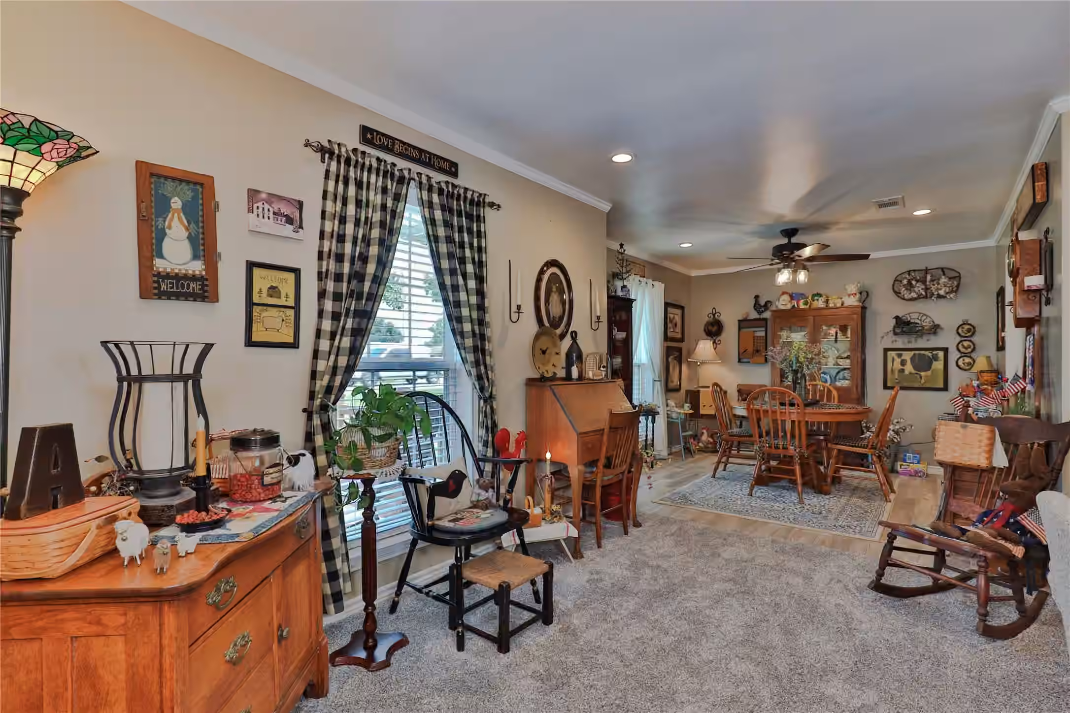 Photo 7 of 203 Tamarind Street, Lake Jackson, TX