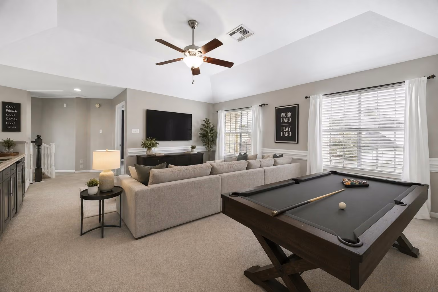 Photo 5 of 7915 Huddersfield Court, Spring, TX