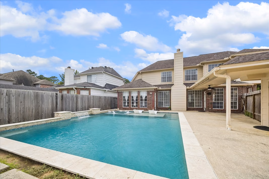 Photo 7 of 7915 Huddersfield Court, Spring, TX