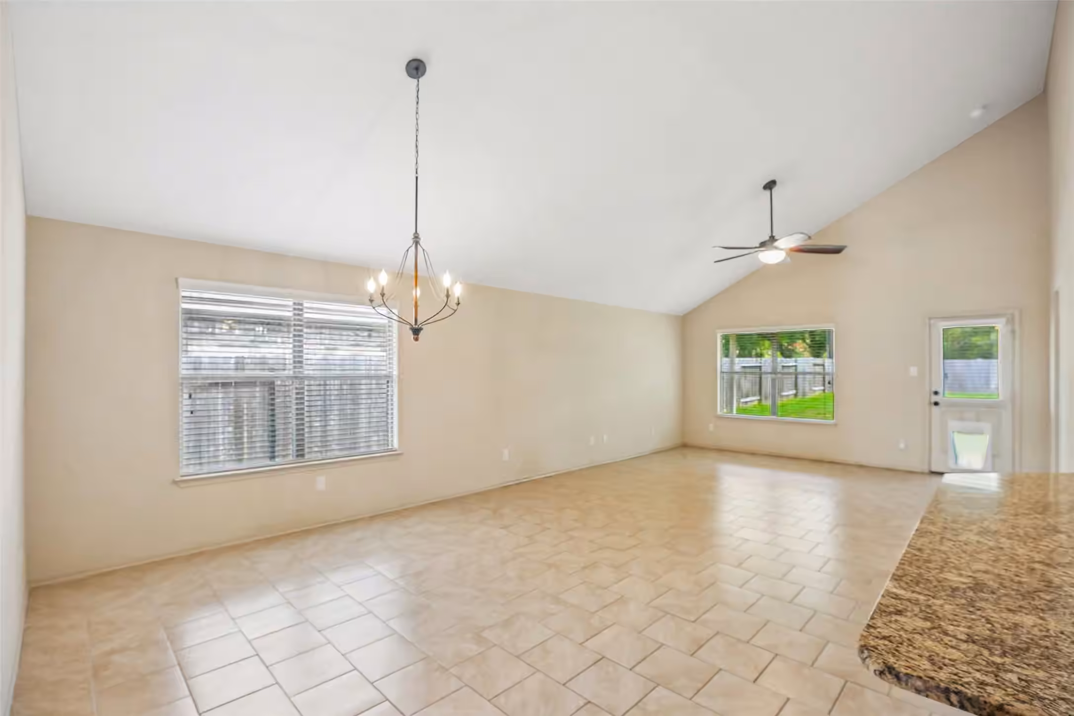 Photo 4 of 23038 Ari Creek Way, Tomball, TX