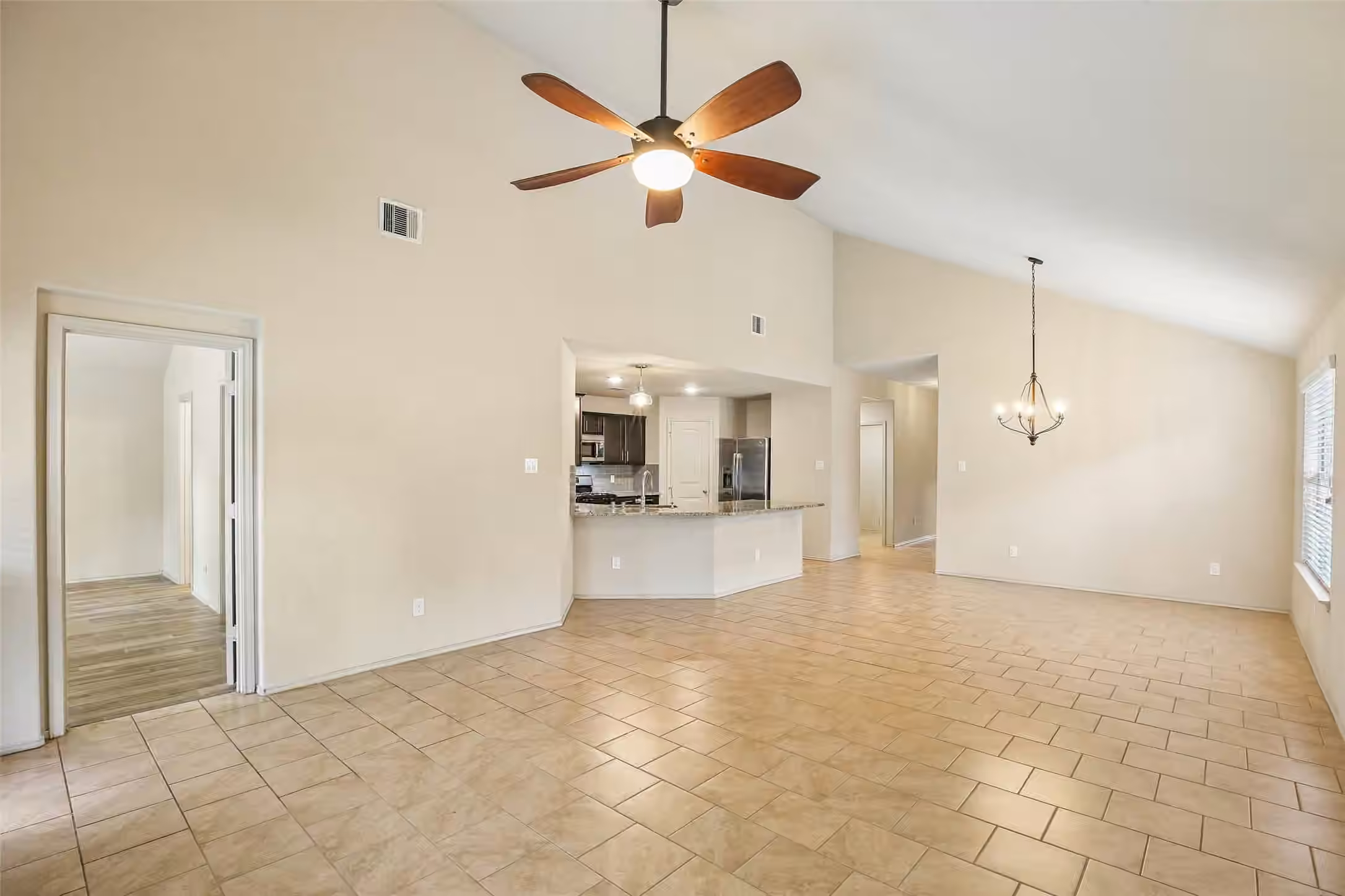 Photo 6 of 23038 Ari Creek Way, Tomball, TX