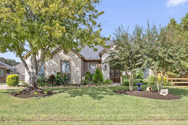 Photo 5 of 33218 Worthing Lane, Fulshear, TX