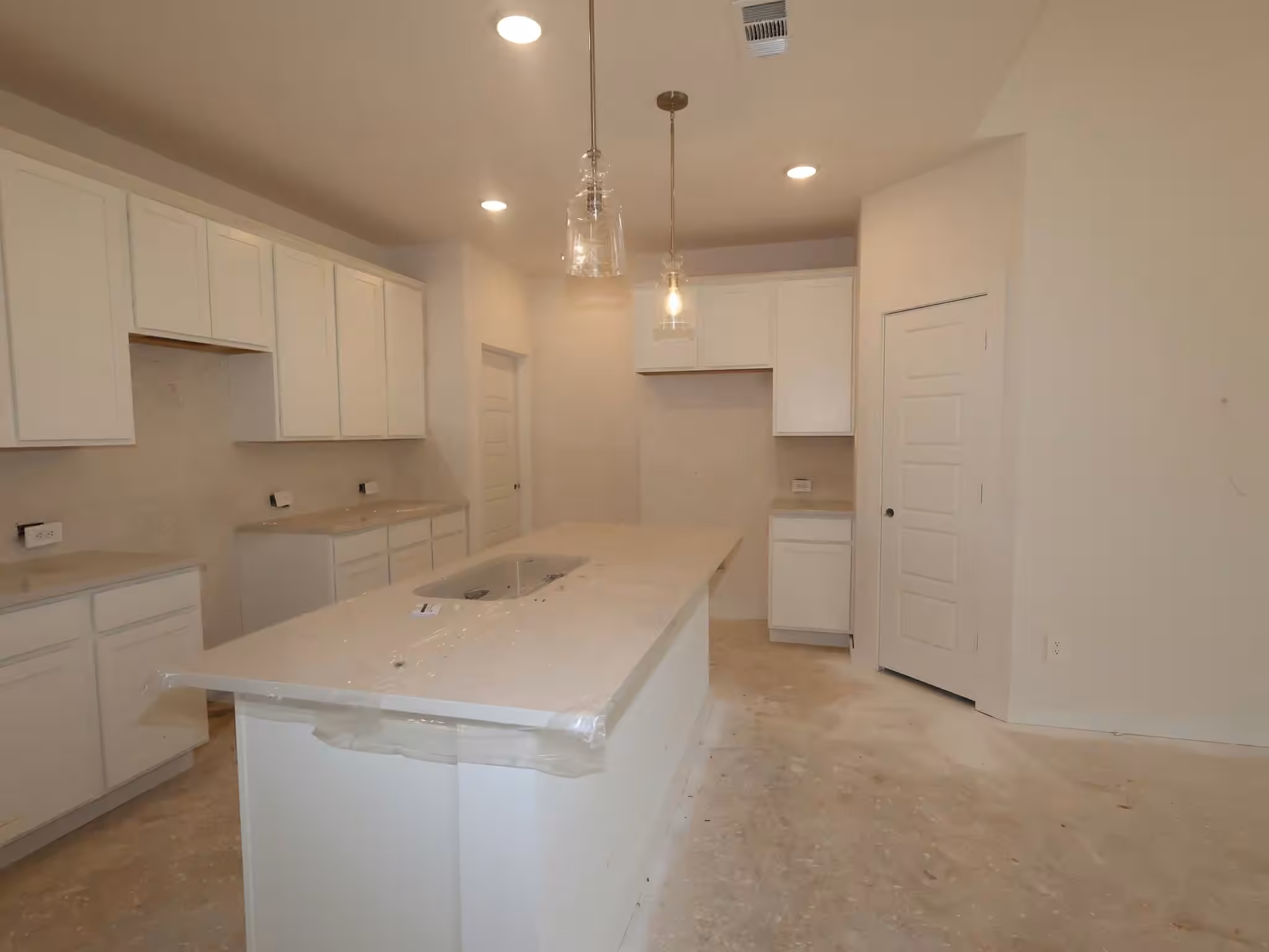 Photo 4 of 755 Hackberry Branch Court, Magnolia, TX