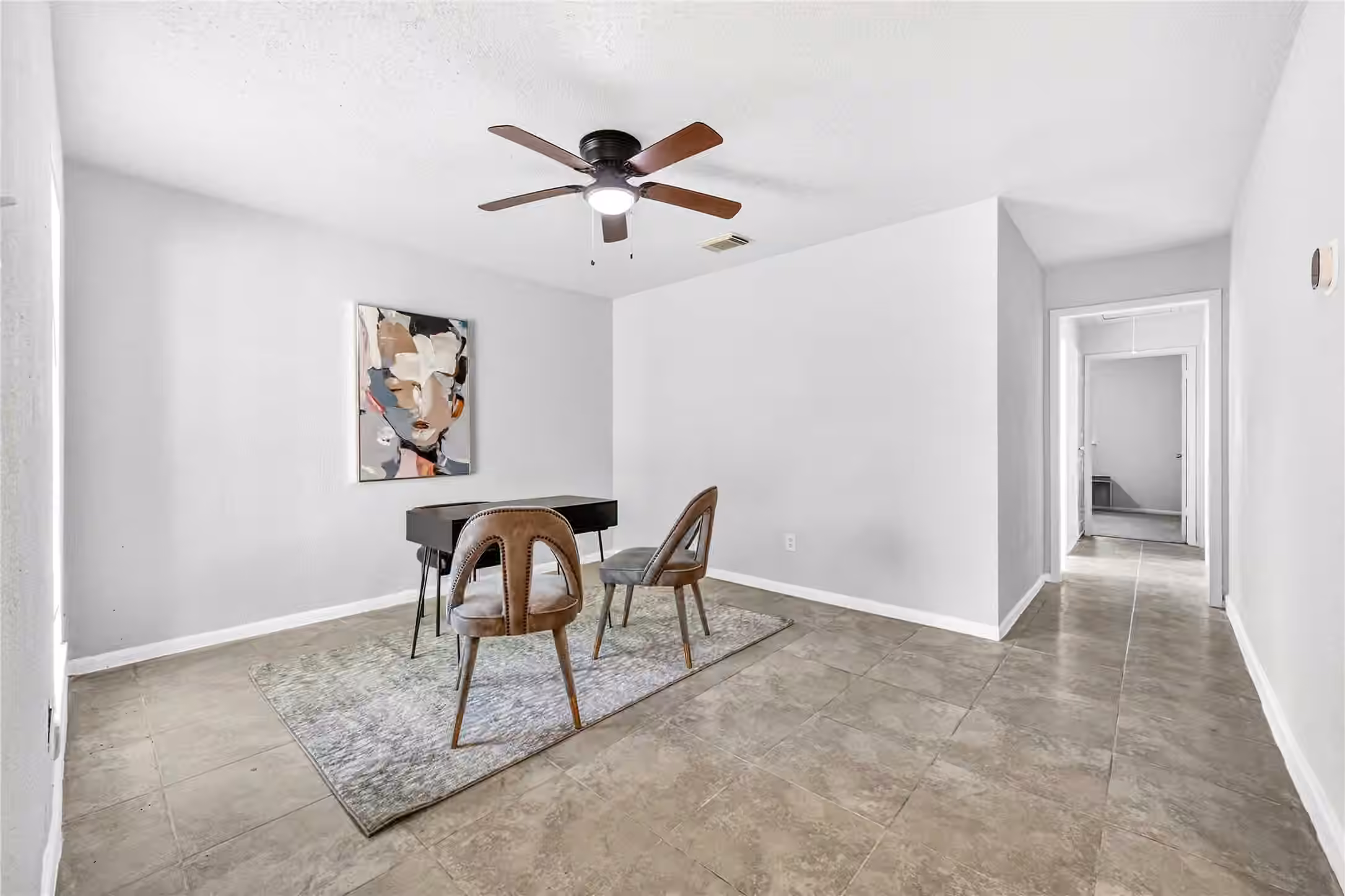 Photo 3 of 7026 Hedgewood Street, Houston, TX