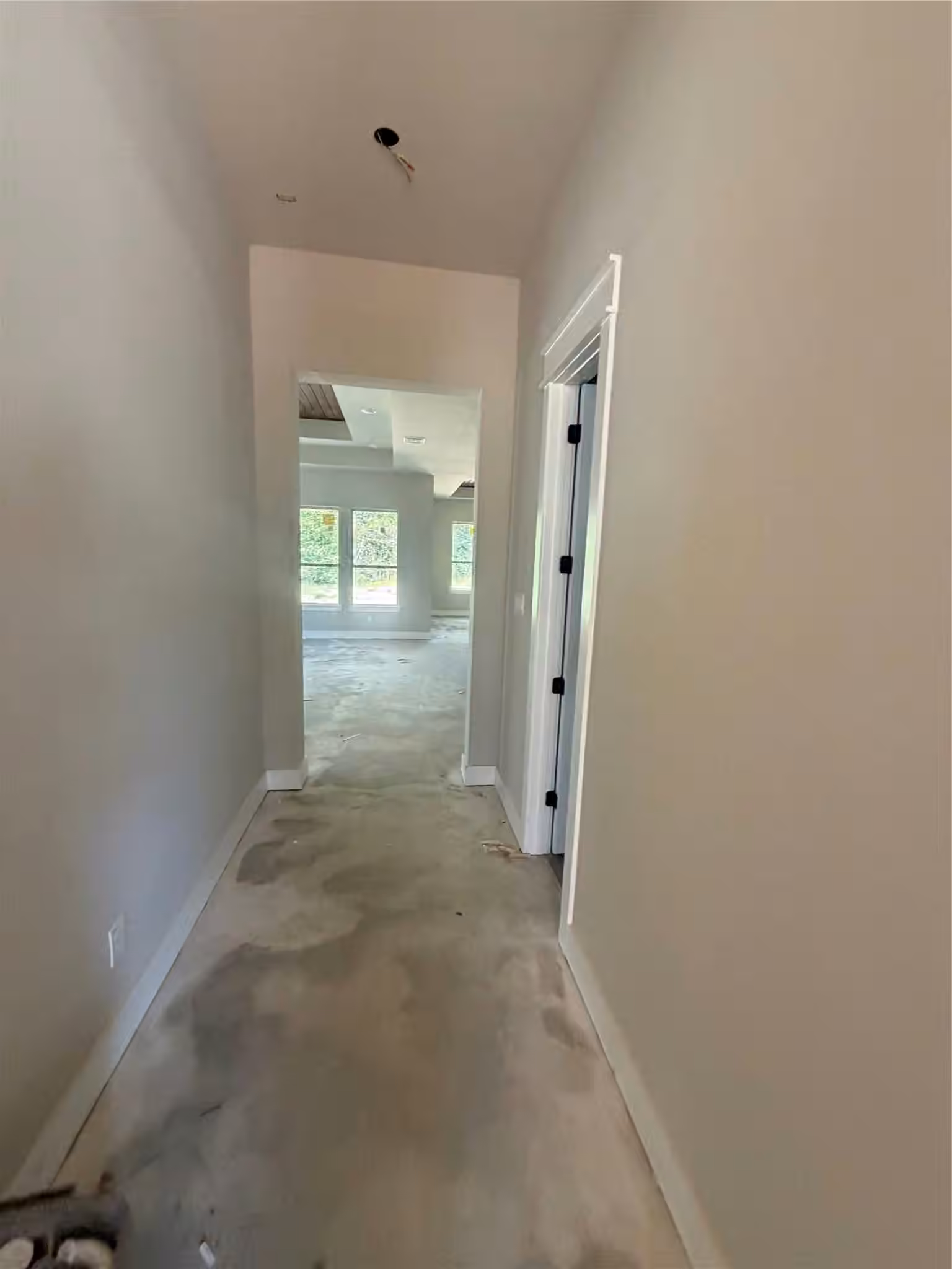Photo 4 of 216 Bluehill Dr, Montgomery, TX