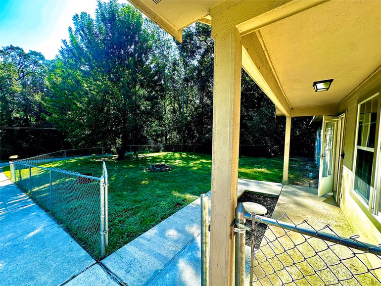 Photo 2 of 12421 Royal Springs, Conroe, TX