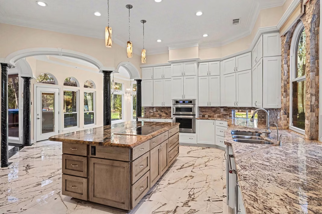 Photo 5 of 22603 Walden Way, Tomball, TX