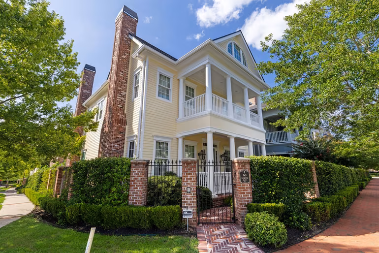 Photo 4 of 60 North Bay Boulevard, The Woodlands, TX