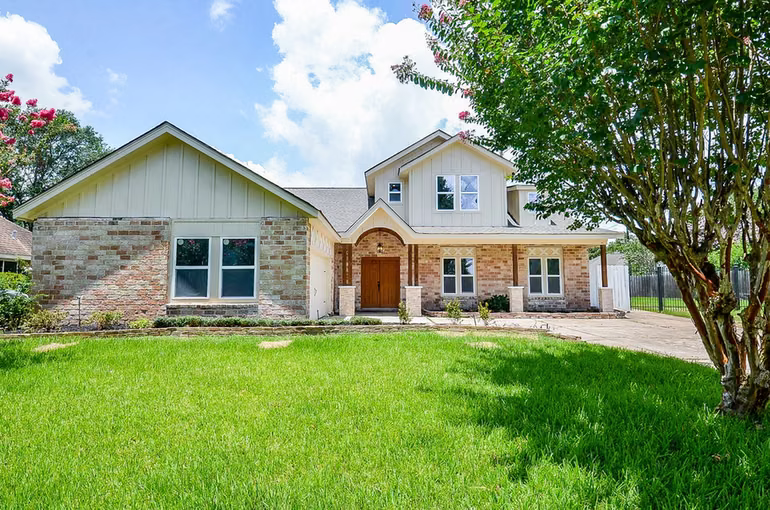 Photo 2 of 2662 Williams Grant Street, Sugar Land, TX